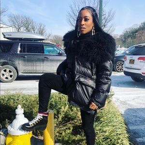 Meet your Posher, Debra